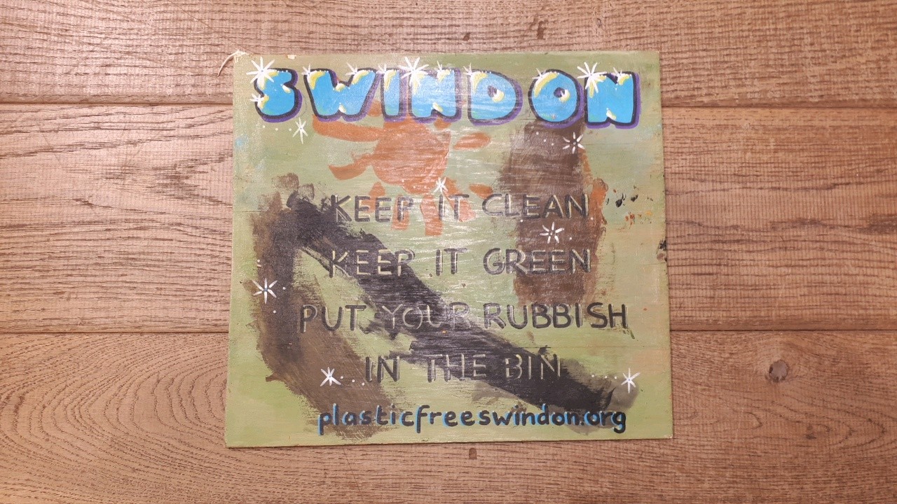 Keep Swindon Tidy wooden sign