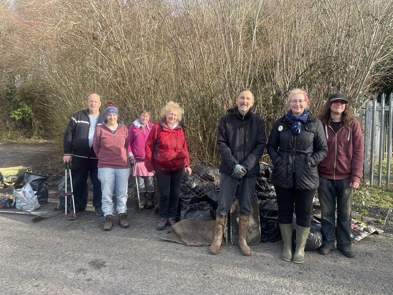 Keep Swindon Tidy volunteers